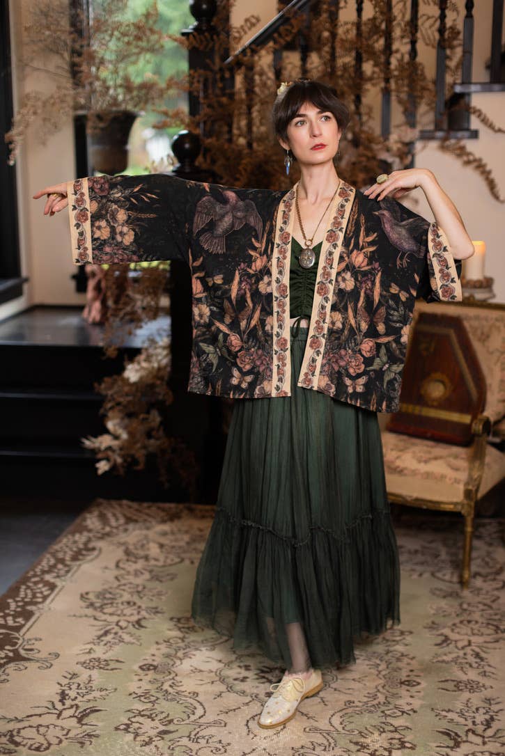 Momento Pixie Duster Crop Kimono w/ Starling & Skull