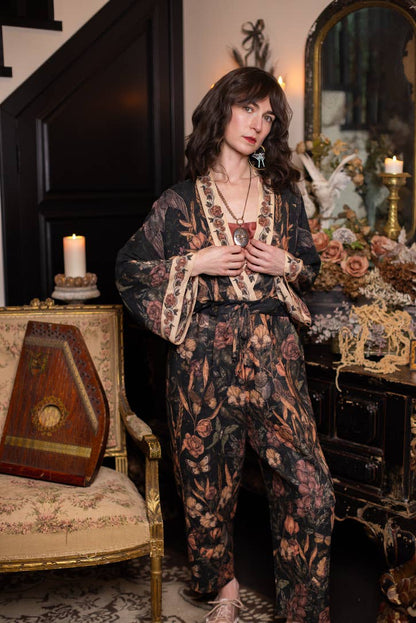 Momento Linen Cropped Artist Pant w/ Floral Print & Skull