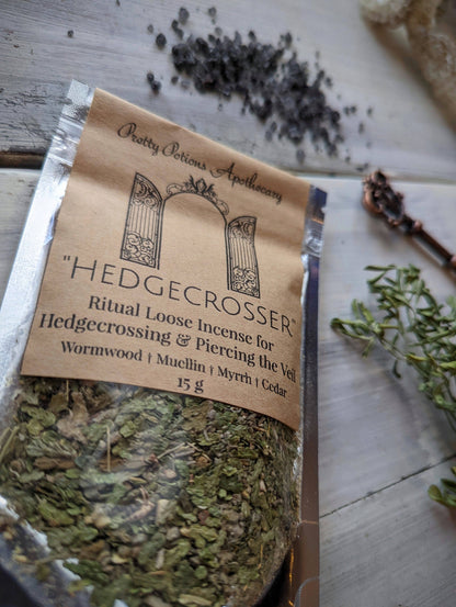 Hedgecrosser Ritual Loose Incense and Candle Dressing | Pretty Potions Apothecary
