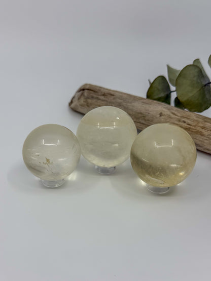 HQ Yellow Calcite Sphere