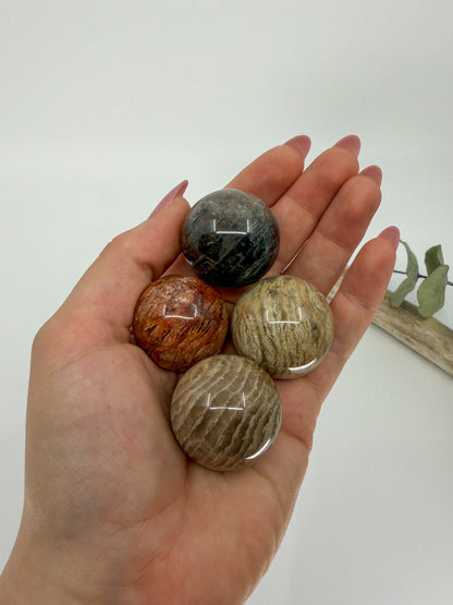 HQ Thousand Layer Quartz Sphere, Small