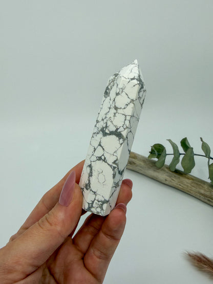 Howlite Tower