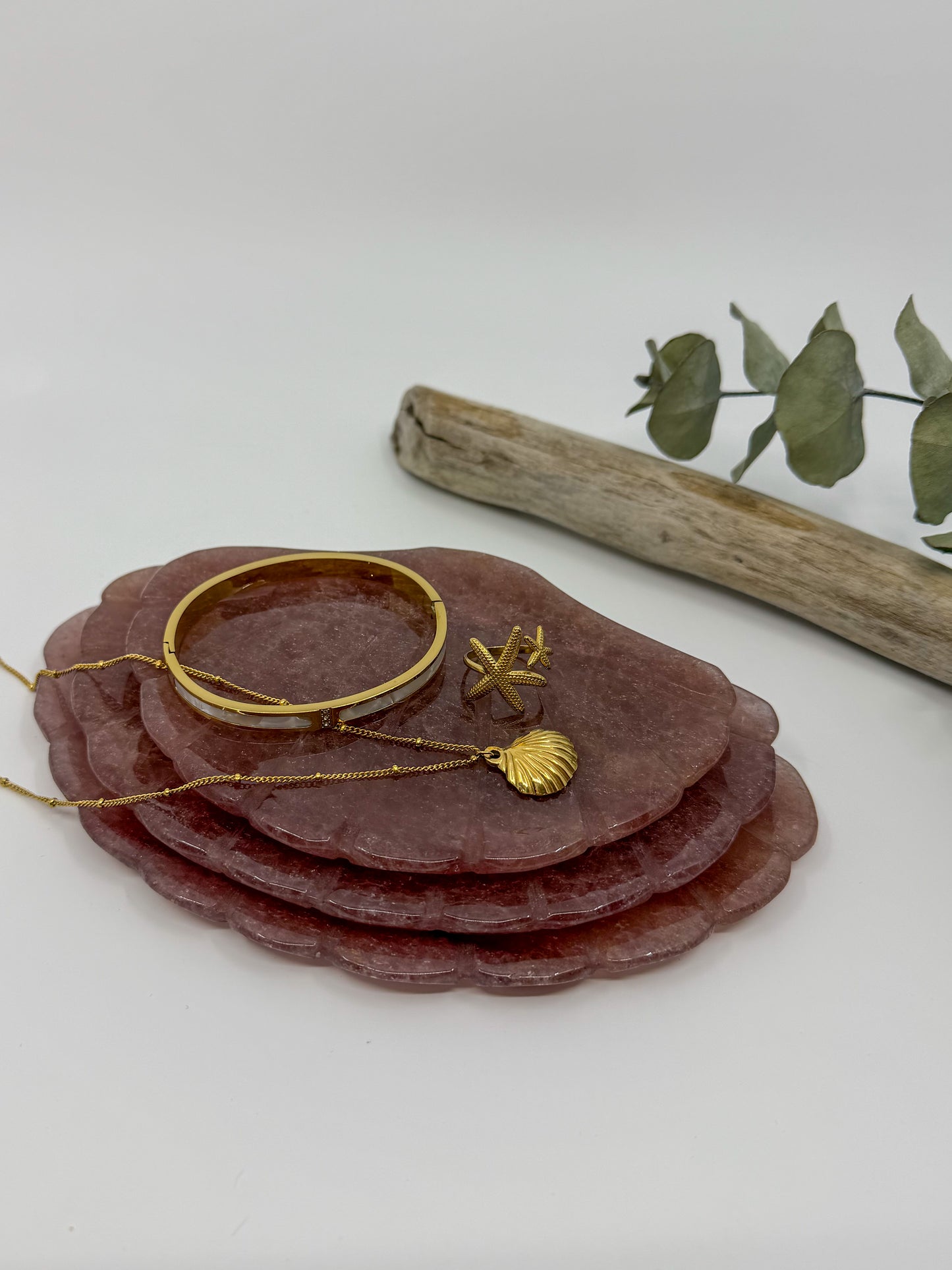 Strawberry Quartz Shell Plate