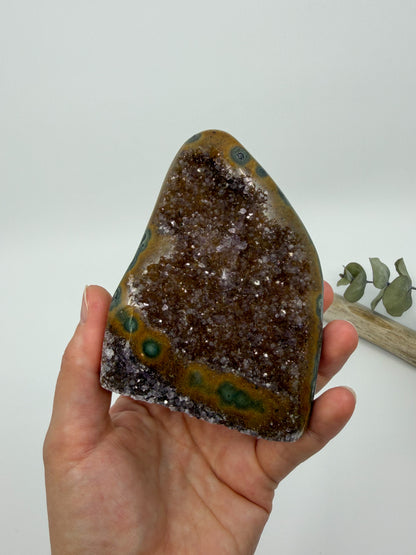Large Rainbow Amethyst Cutbase | Uruguay