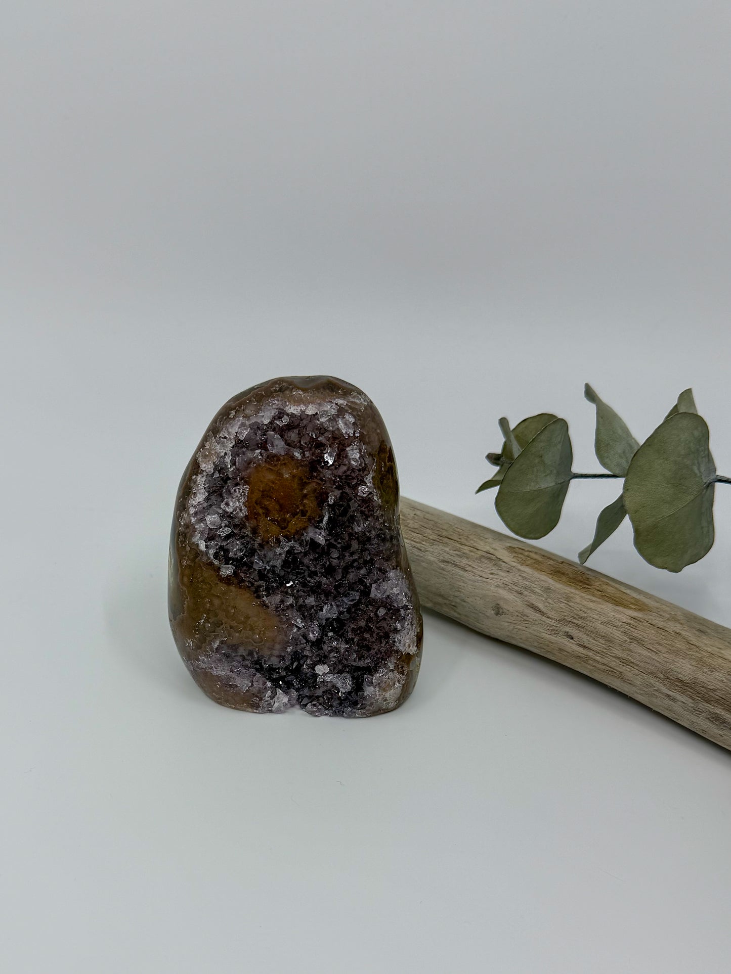 Rainbow Amethyst Cutbase | Uruguay