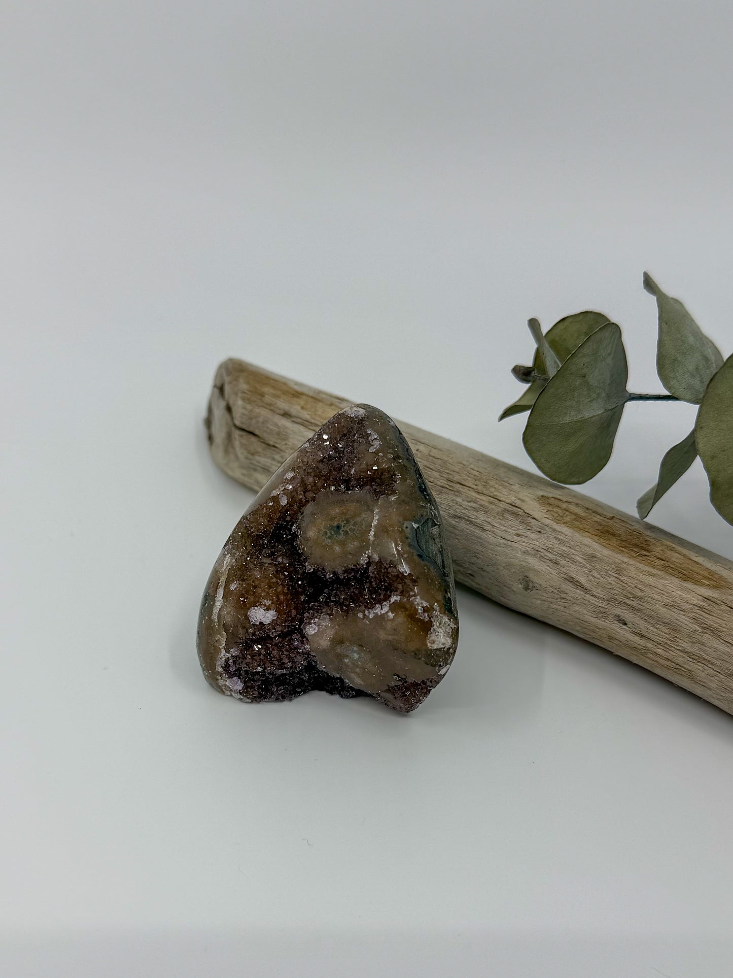 Rainbow Amethyst Cutbase | Uruguay