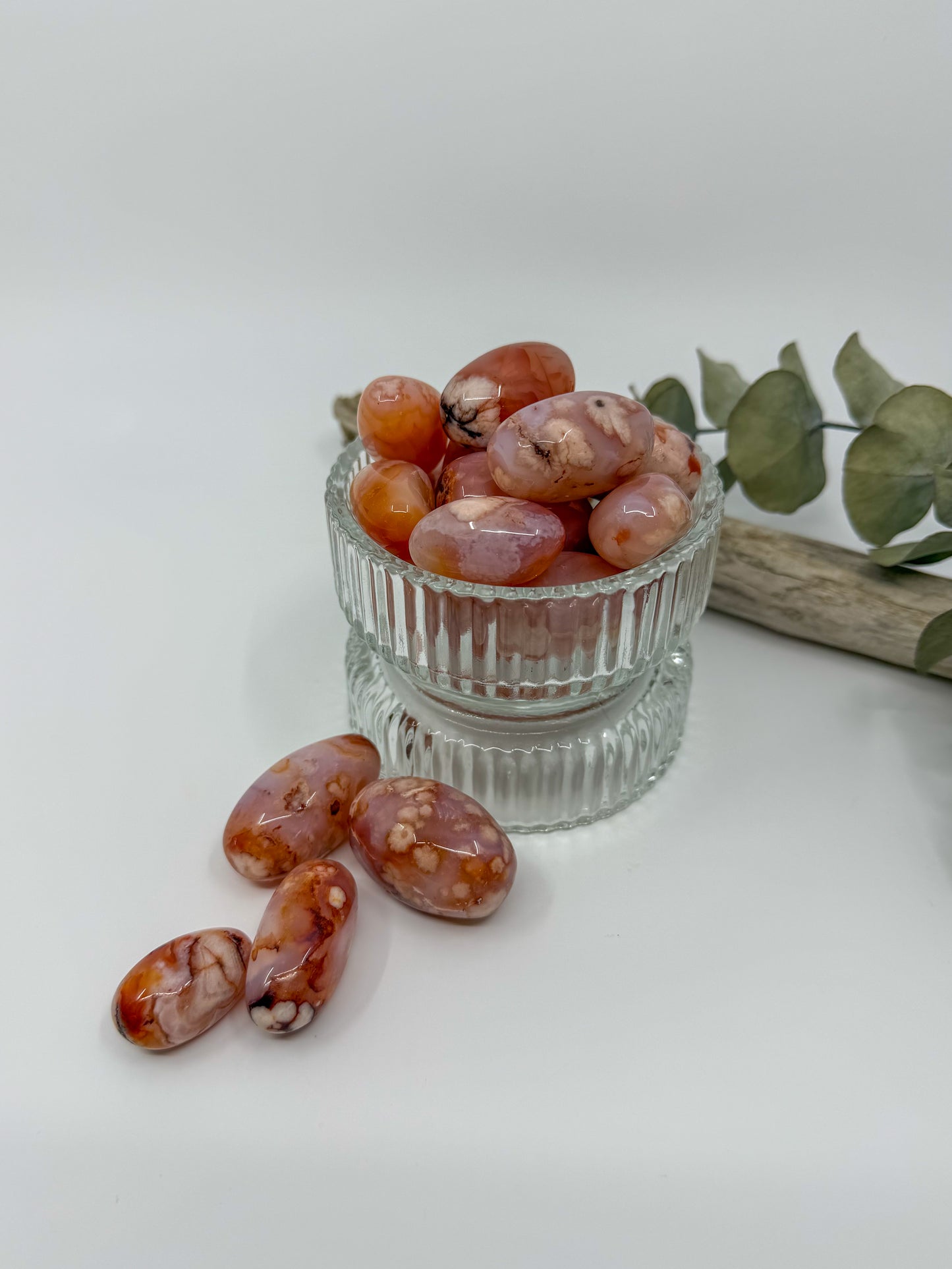 HQ Carnelian Flower Agate Tumble
