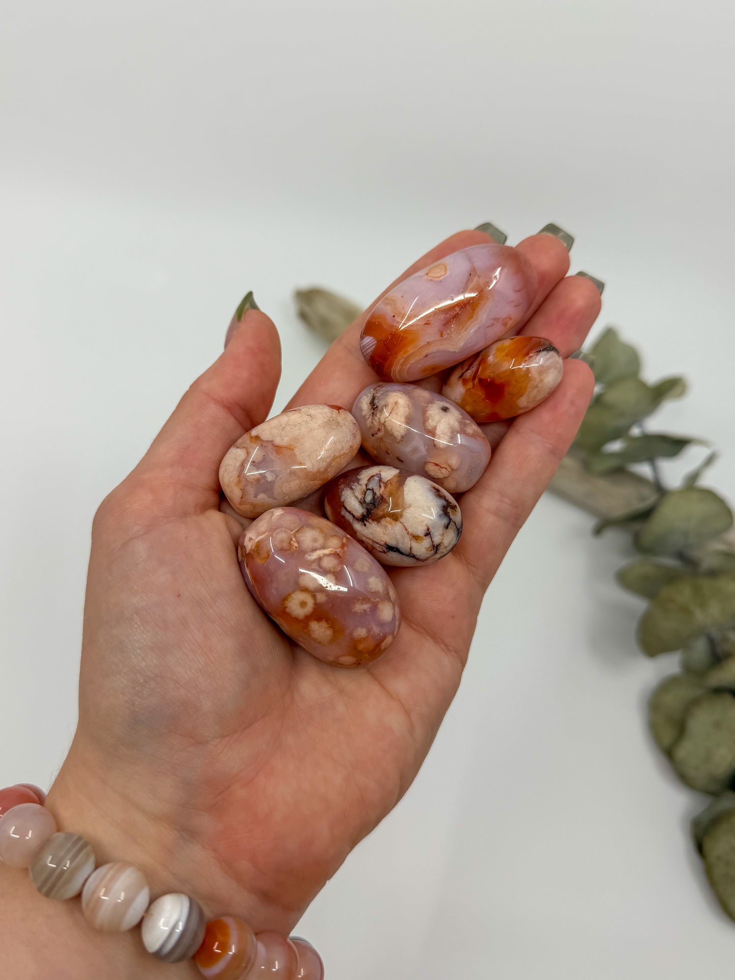 HQ Carnelian Flower Agate Tumble