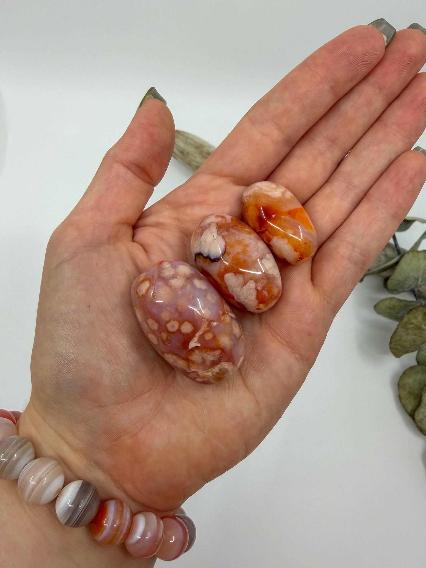 HQ Carnelian Flower Agate Tumble
