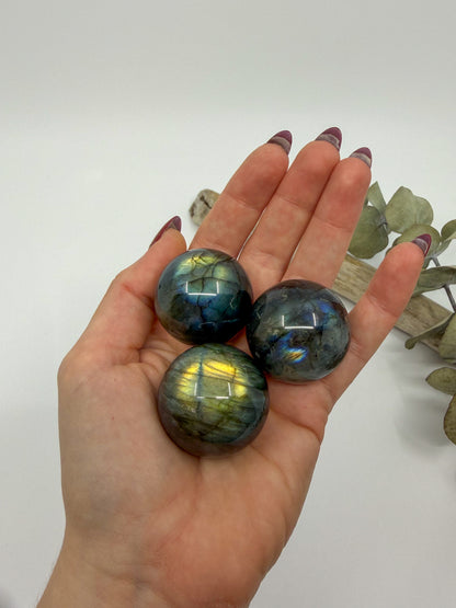 HQ Small Labradorite Sphere