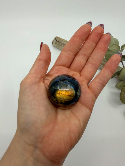 HQ Small Labradorite Sphere