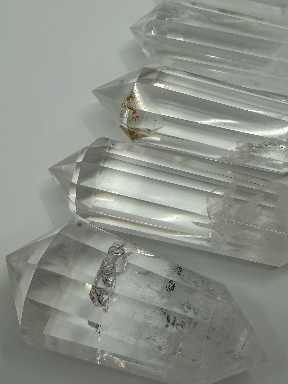 HQ Clear Quartz Vogel