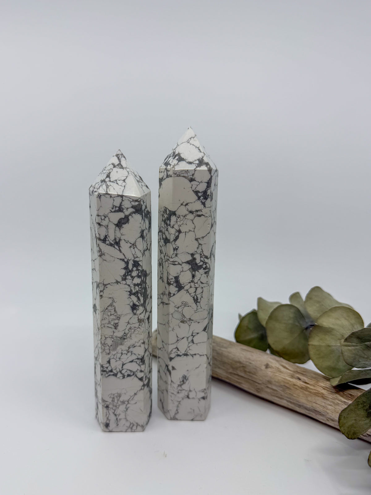 Large Howlite Tower -CHOOSE YOUR OWN-