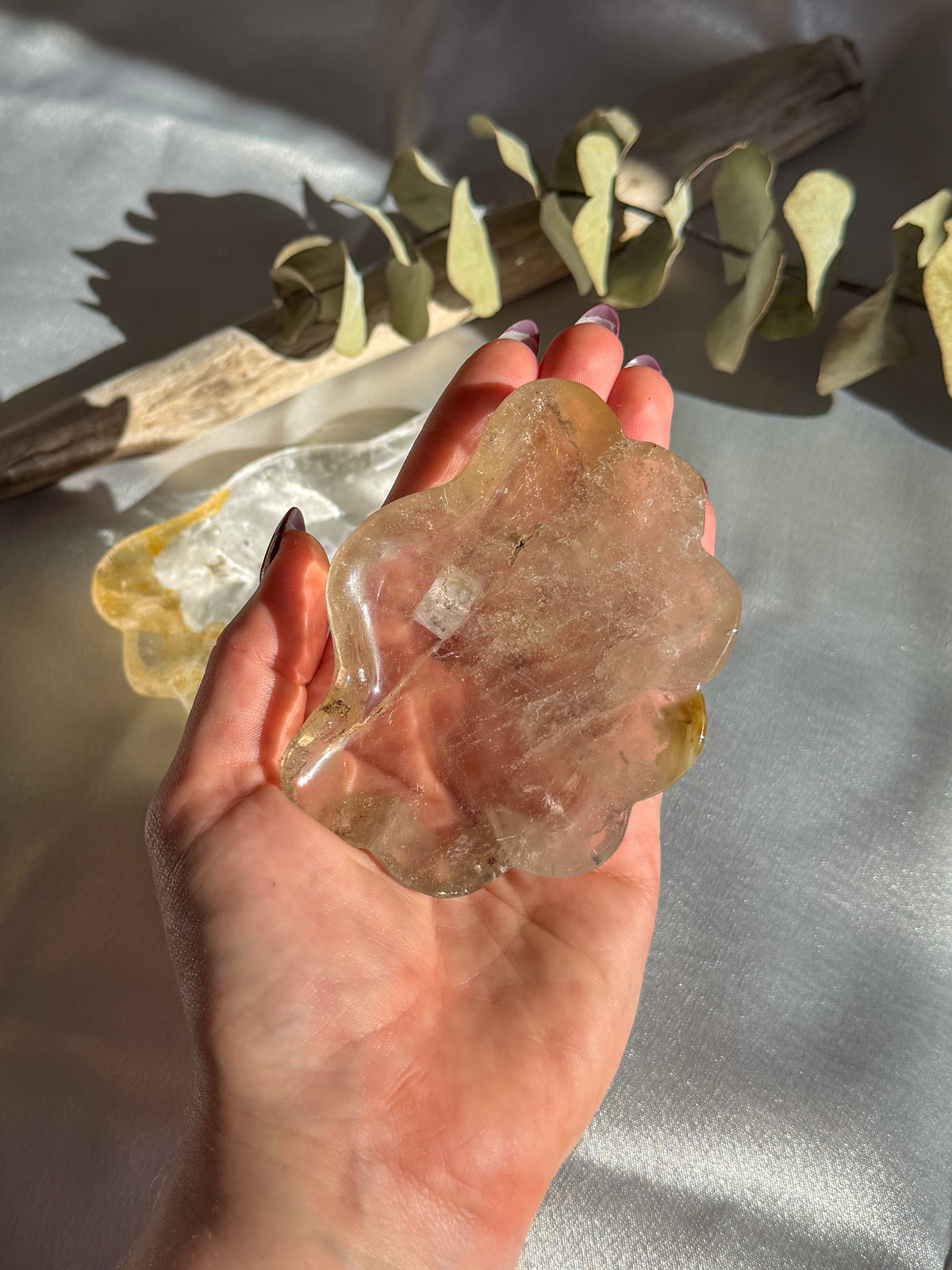 Clear Quartz 3D Shell Dish