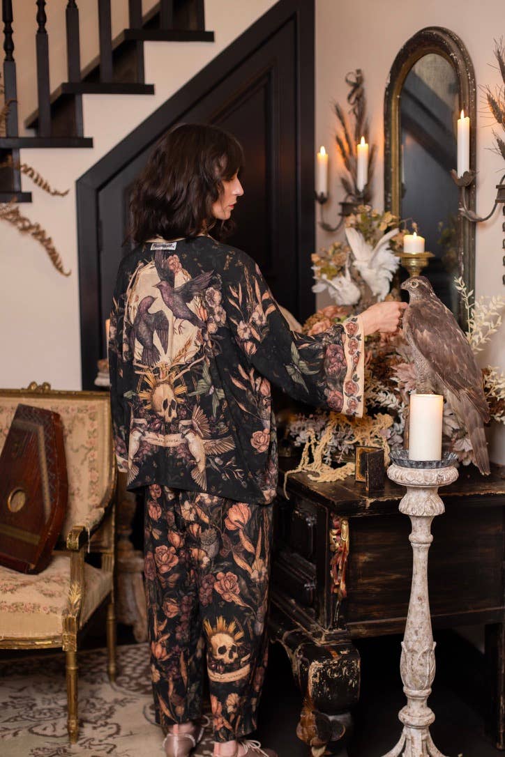Momento Pixie Duster Crop Kimono w/ Starling & Skull